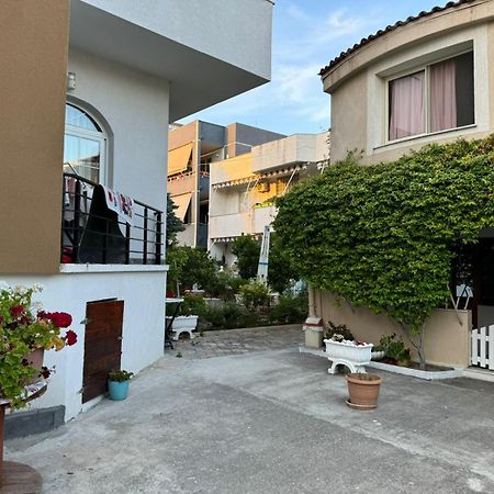 דורס Guesthouse Novi מראה חיצוני תמונה