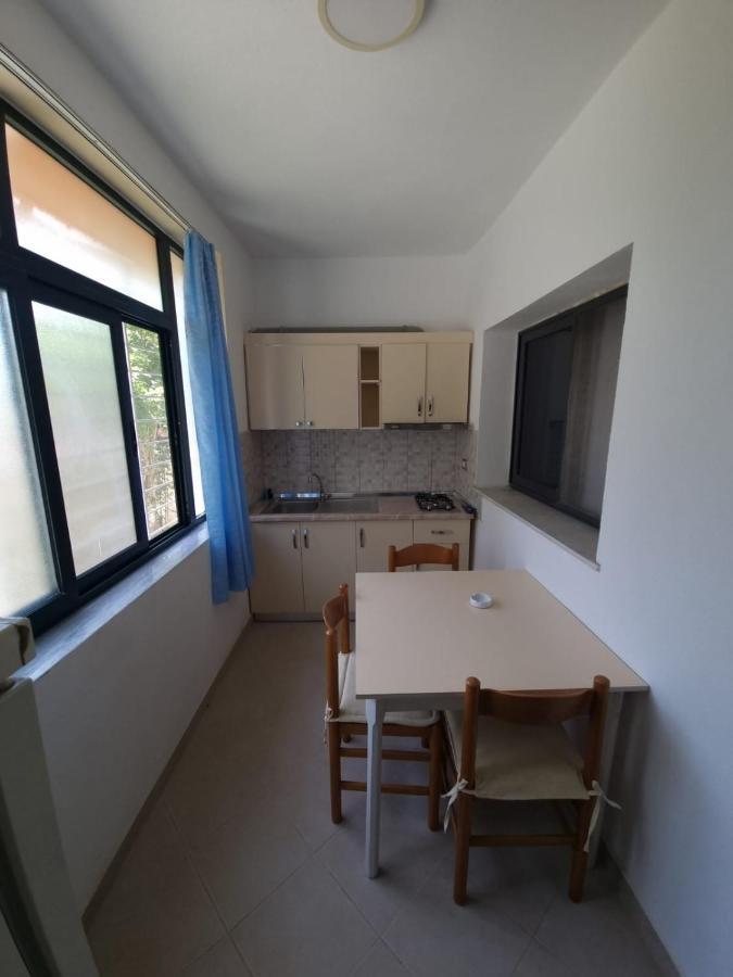 דורס Guesthouse Novi מראה חיצוני תמונה