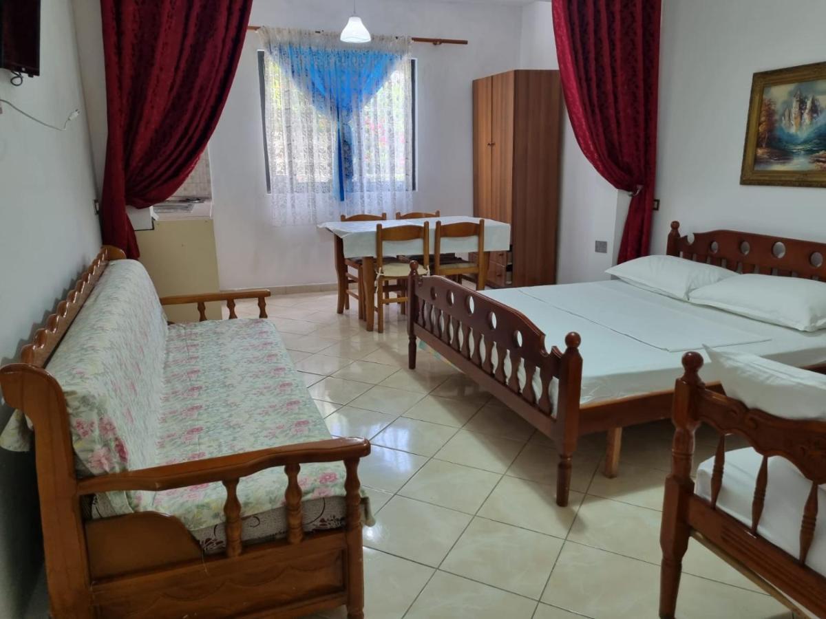 דורס Guesthouse Novi מראה חיצוני תמונה