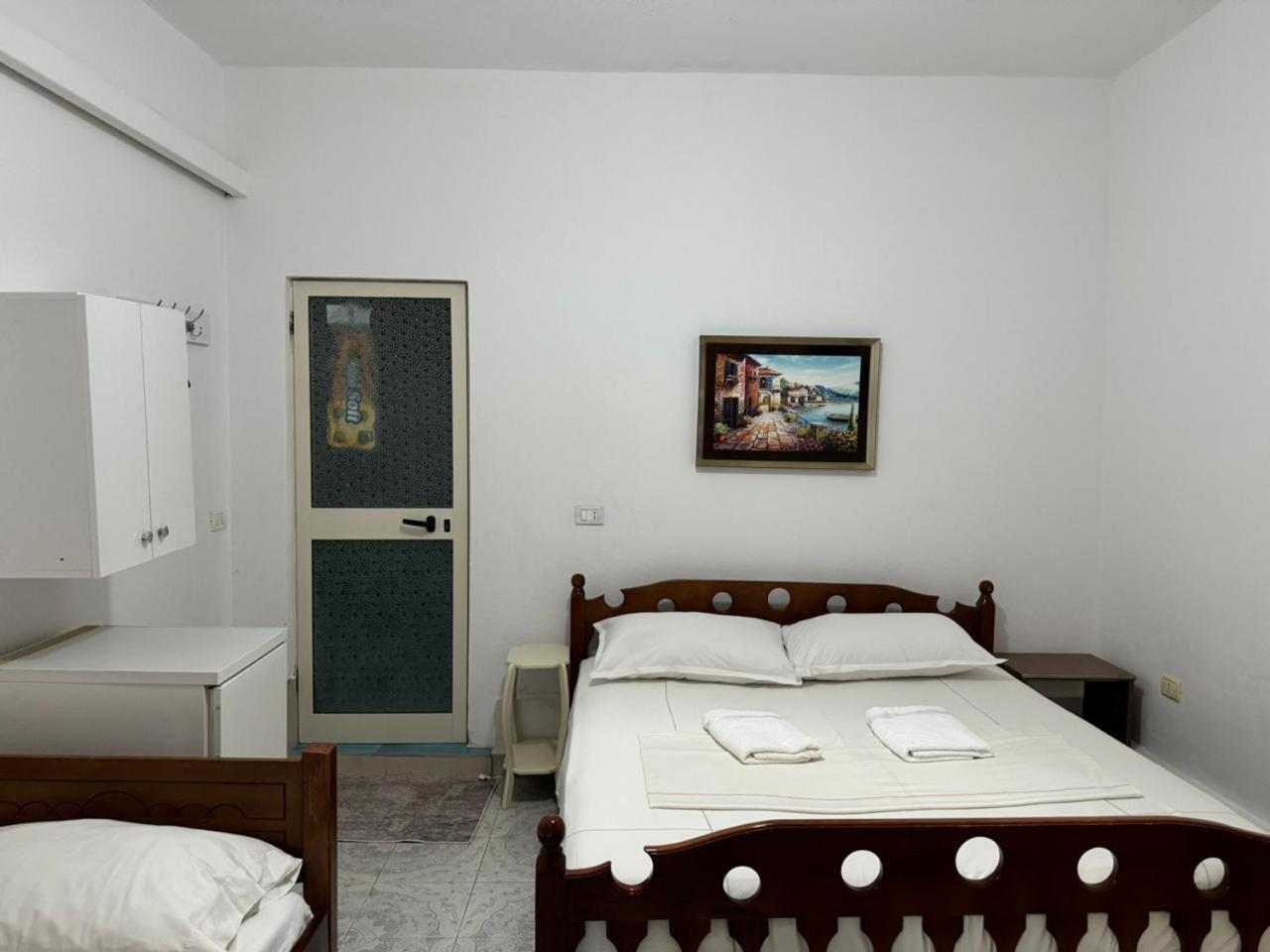 דורס Guesthouse Novi מראה חיצוני תמונה