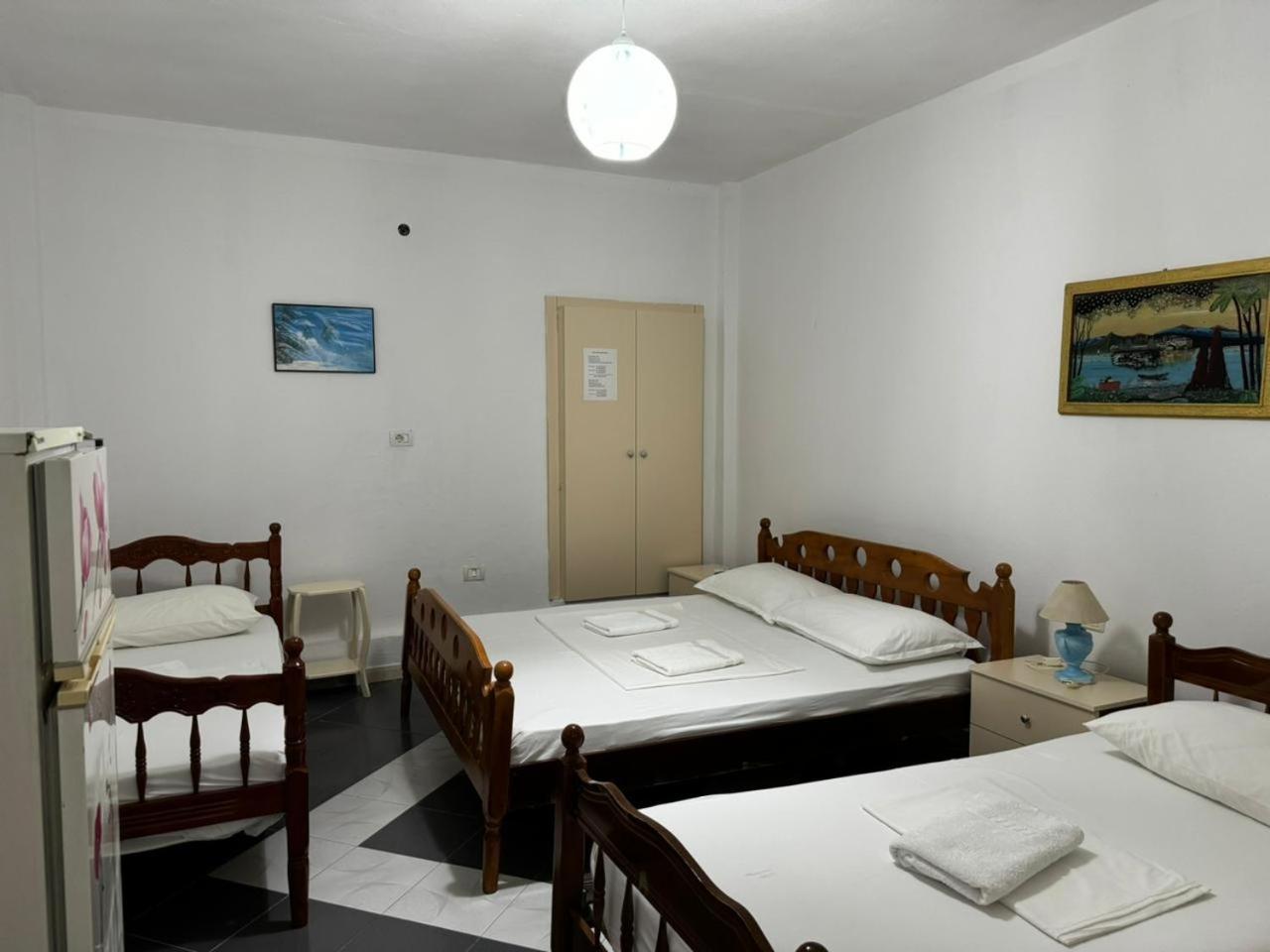 דורס Guesthouse Novi מראה חיצוני תמונה