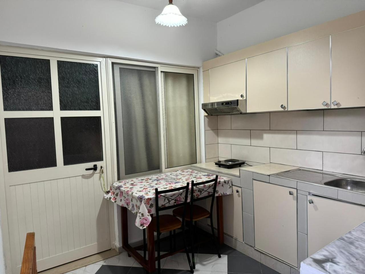 דורס Guesthouse Novi מראה חיצוני תמונה