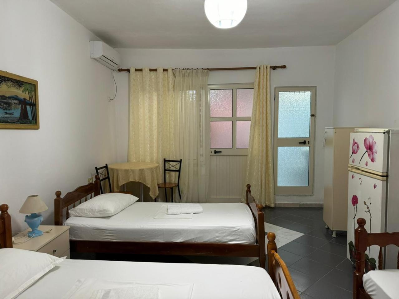 דורס Guesthouse Novi מראה חיצוני תמונה