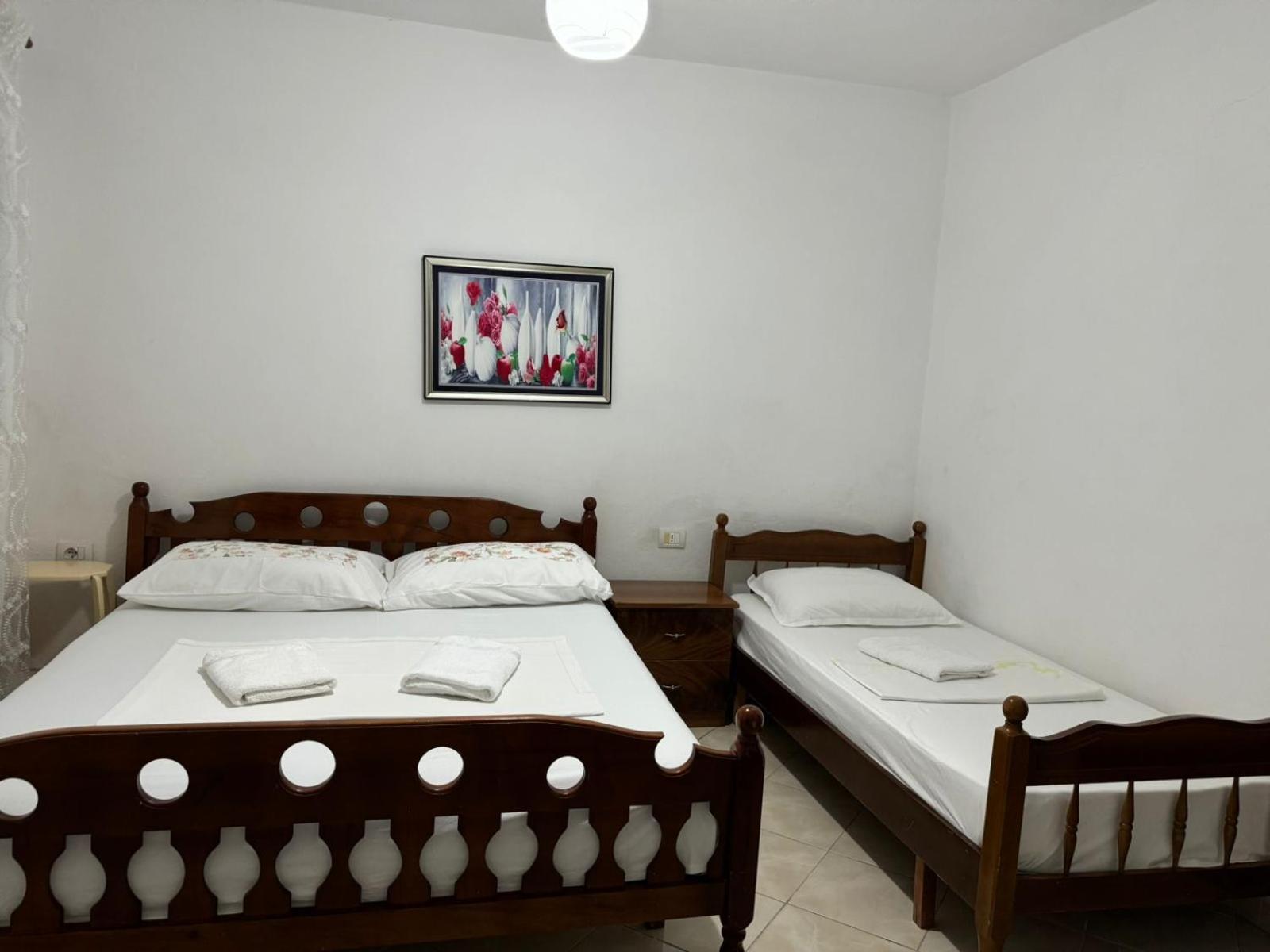 דורס Guesthouse Novi מראה חיצוני תמונה