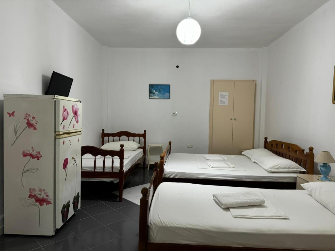 דורס Guesthouse Novi מראה חיצוני תמונה