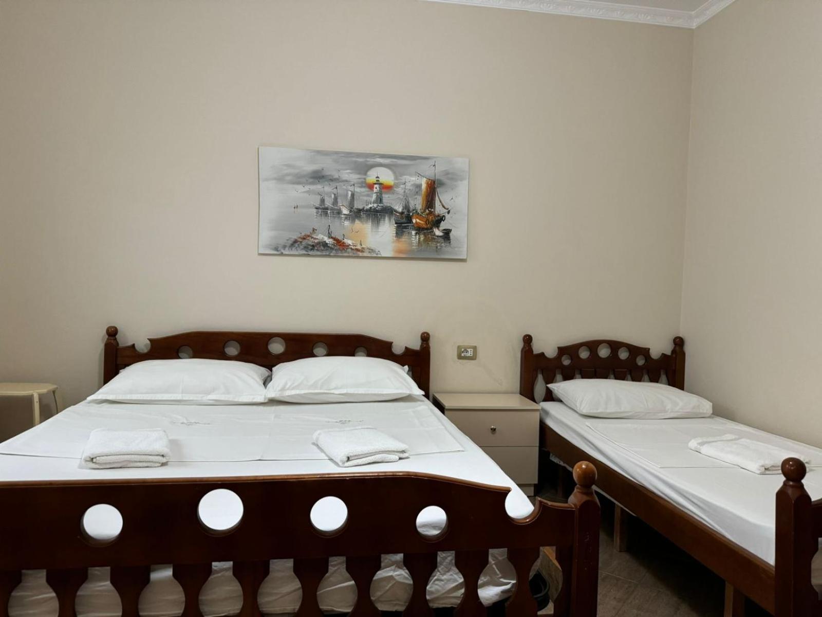 דורס Guesthouse Novi מראה חיצוני תמונה