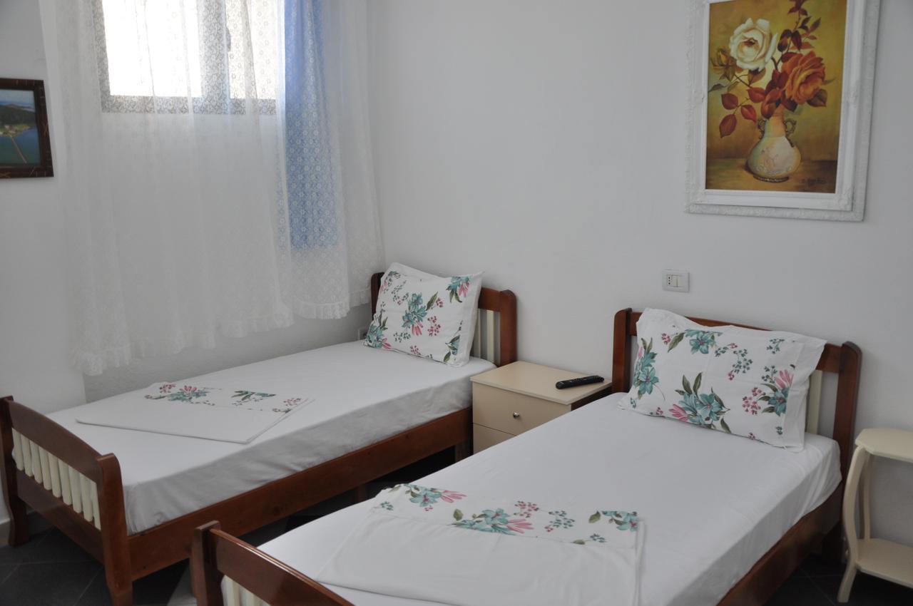 דורס Guesthouse Novi מראה חיצוני תמונה